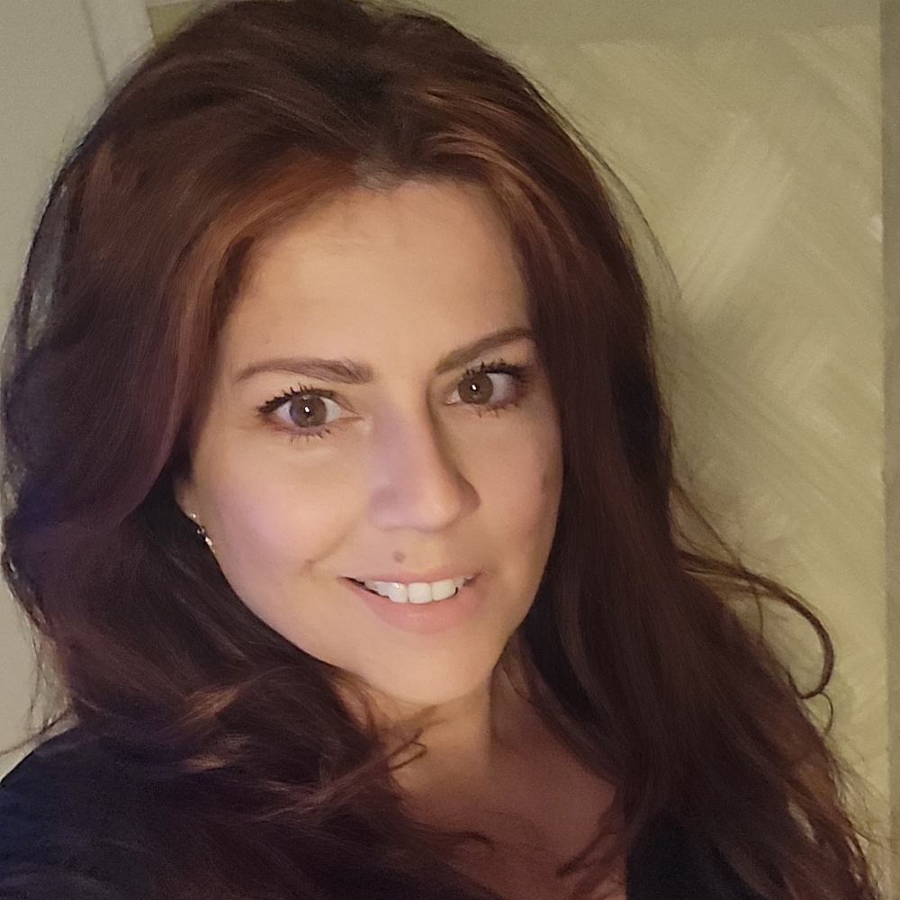 Meet your Posher, Dania